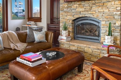 Overlooking the Rollingstone Ranch Golf Course, this Clubhouse - photo 14
