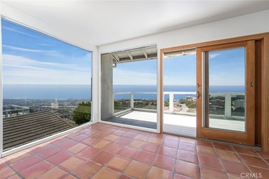 OCEAN VIEW FROM ALL ROOMS EXCEPT FRONT BEDROOM-A BUILT-IN OFFICE - photo 25