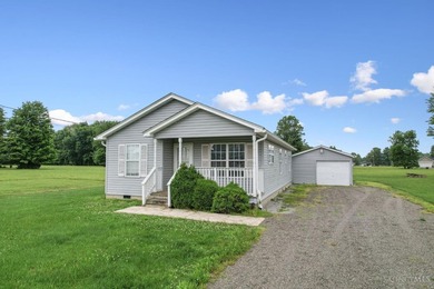 LAKE LIFE is calling! Nestled in the gated Lake Waynoka - photo 4