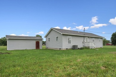 LAKE LIFE is calling! Nestled in the gated Lake Waynoka - photo 7