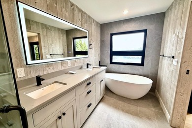 Situated on 7 private acres, 18 High Head blends expansive - photo 43