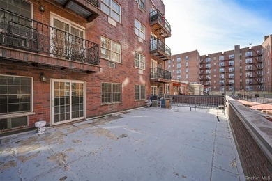 Great Location, Low Taxes. Welcome to this beautiful large condo - photo 13