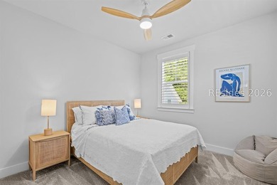 Newer construction in Oldfield's Arrowhead Village with upgrades - photo 30
