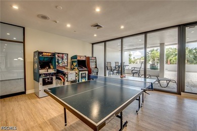 Enjoy luxury living, and expansive riverfront views from each - photo 33