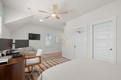 Newer construction in Oldfield's Arrowhead Village with upgrades - photo 44