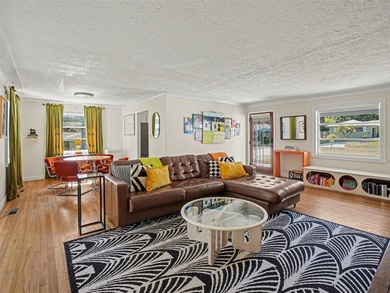 Located less than five minutes from the heart of downtown Mount - photo 5