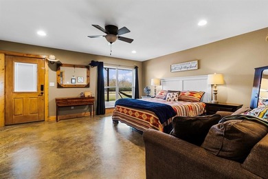 Nestled on 90.5 acres just minutes from the Leon Expo Center - photo 11