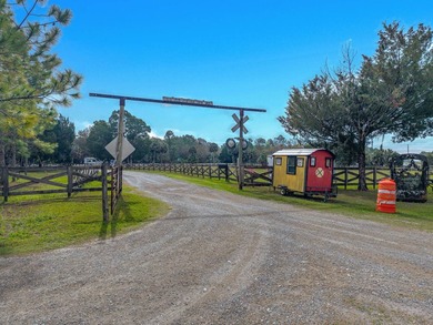 OWNER FINANCING AVAILABLE WITH QUALIFYING DOWN PAYMENT! Welcome - photo 2