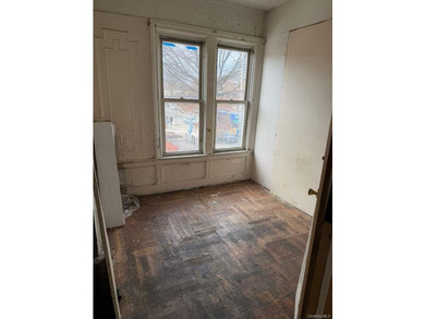 Duplex property in Brooklyn offering a great opportunity for - photo 6