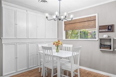 What a darling home in a very desired neighborhood! 3/2/2 with 2 - photo 12