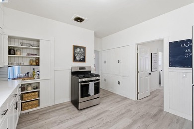 Welcome home to this charming 4 bedroom, 1 bath residence filled - photo 14