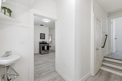 Welcome home to this charming 4 bedroom, 1 bath residence filled - photo 25