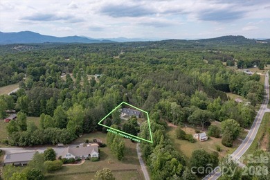 Conveniently located five minutes from Landrum SC, this - photo 2