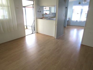 Live the Cove Lifestyle! Enjoy half off site rent for 6 months - photo 3