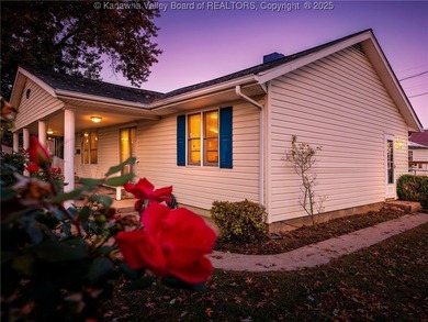 Kanawha River Home For Sale in Nitro West Virginia