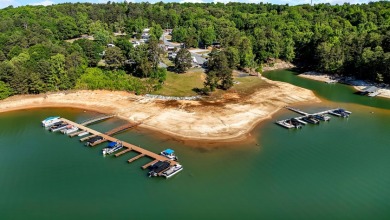 Convenient to I-85 | Community Dock | Gated | Furnished Getaway - photo 2