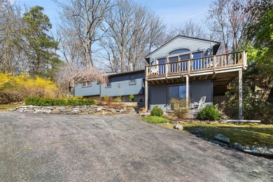 Welcome to your perfect summer escape located on a very private - photo 3