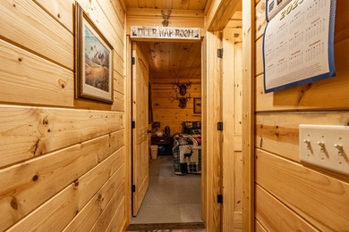 Escape to the lake with this charming 3-bedroom, 1.5-bath cabin - photo 25
