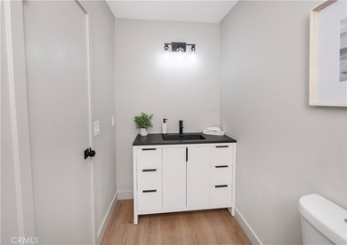 Welcome to 1312 Fairplain Avenue in North Whittier, a - photo 25