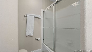 Lake life feels effortless at Emerald Bay. This 3-bedroom - photo 27