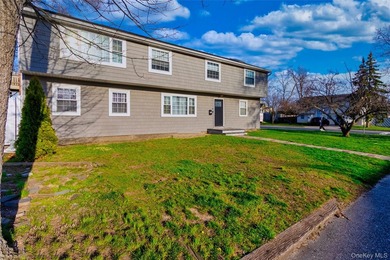 This Hi-Ranch Just Shy Of 2200 Interior Square Feet All Redone - photo 6