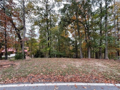 Lake Hartwell Lot Sale Pending in Westminster South Carolina