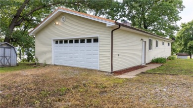 Lake Home For Sale in Camdenton, Missouri