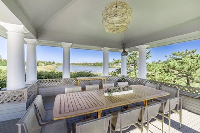 Positioned on one of the most coveted oceanfront lanes in - photo 31