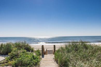 Positioned on one of the most coveted oceanfront lanes in - photo 35