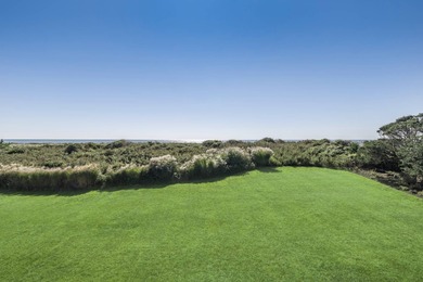 Positioned on one of the most coveted oceanfront lanes in - photo 36