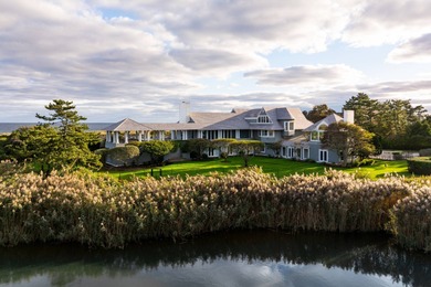 Positioned on one of the most coveted oceanfront lanes in - photo 37
