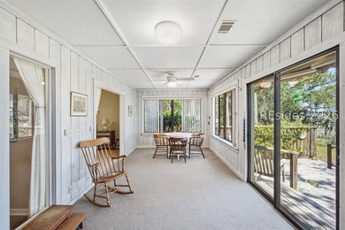 Desirable one-level condo on Lady's Island offering captivating - photo 21
