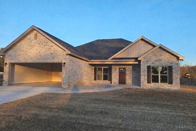 Jordan Lake Home For Sale in Deatsville Alabama