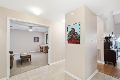 Desirable one-level condo on Lady's Island offering captivating - photo 33