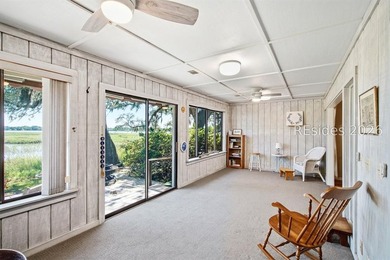 Desirable one-level condo on Lady's Island offering captivating - photo 41