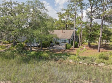 Desirable one-level condo on Lady's Island offering captivating - photo 44