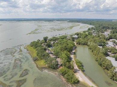 Desirable one-level condo on Lady's Island offering captivating - photo 46
