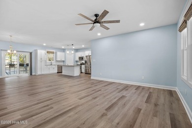 A rare opportunity to own a like-new ranch home in Pine Knoll - photo 11