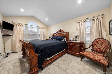 Welcome to 3 Lido Pkwy - a charming and well-maintained home - photo 15