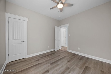 A rare opportunity to own a like-new ranch home in Pine Knoll - photo 19