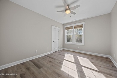 A rare opportunity to own a like-new ranch home in Pine Knoll - photo 21
