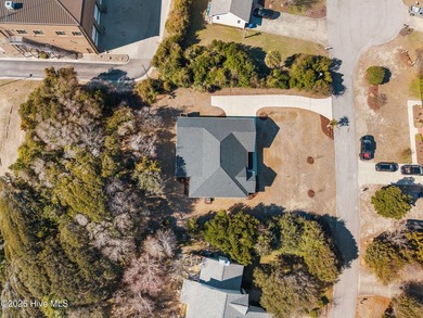 A rare opportunity to own a like-new ranch home in Pine Knoll - photo 39