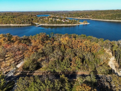 Lake Lot Sale Pending in Shell Knob, Missouri