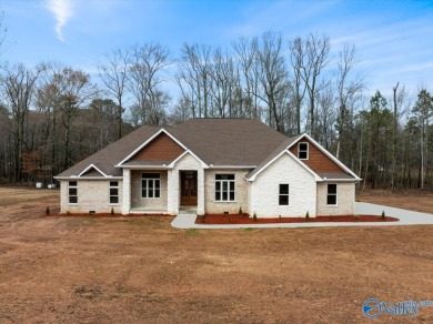 Lake Home For Sale in Scottsboro, Alabama