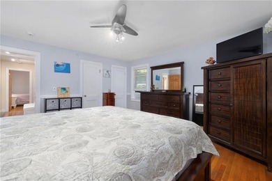 This spectacular 3 family with incredible ocean views is perfect - photo 17