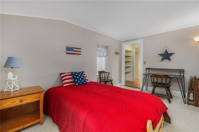 This spectacular 3 family with incredible ocean views is perfect - photo 29