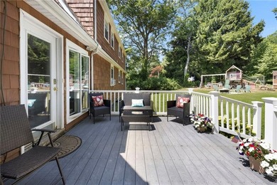 This spectacular 3 family with incredible ocean views is perfect - photo 41