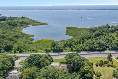 This spectacular 3 family with incredible ocean views is perfect - photo 47