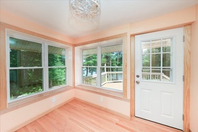 Welcome to the shore. This magical waterfront space is waiting - photo 12