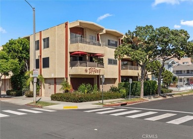 This charming and spacious downtown condo delivers what most - photo 2